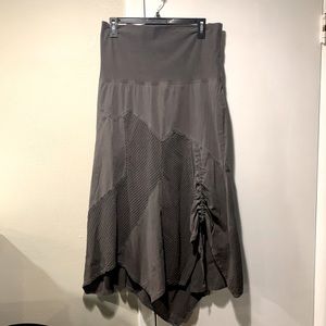 Unique XCW brand skirt sz M/lg
